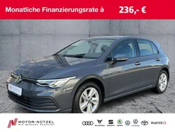 Grau Gebraucht 2021 VW Golf VIII Life Limousine | 16.930 € (Fairer Preis)