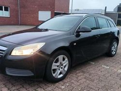 Schwarz Gebraucht 2010 Opel Insignia Selection Kombi | 2.950 € (Guter Preis)