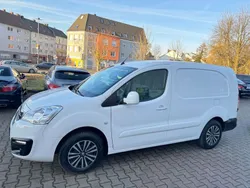 Lack weiss banquise/deckende l Gebraucht 2017 Peugeot Partner Premium Van / Kleinbus | 9.999 € (Guter Preis)