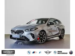 Skyscraper grau metallic Neu 2024 BMW M135 Efficient Dynamics Kleinwagen | 58.690 € (Etwas zu teuer)