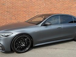 Grau Gebraucht 2024 Mercedes S63 AMG AMG Limousine | 213.010 € (Etwas zu teuer)