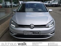 Silber Gebraucht 2020 VW Golf VII Comfortline Kombi | 16.690 € (Fairer Preis)