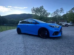 Blau Gebraucht 2018 Ford Focus RS Limousine | 37.000 € (Teuer)