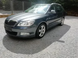 Grau Gebraucht 2010 Skoda Octavia Kombi | 4.900 € (Fairer Preis)