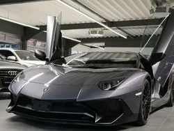 Grigio avlon Gebraucht 2017 Lamborghini Aventador Cabrio | 569.000 €