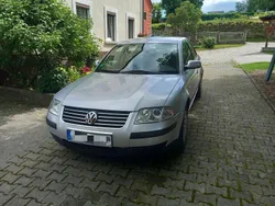 Silber Gebraucht 2000 VW Passat Comfortline Limousine | 1.999 € (Fairer Preis)