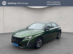 Olivine grün metallic Gebraucht 2023 Peugeot 308 Active Limousine | 18.990 € (Guter Preis)