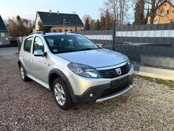 Silber Gebraucht 2011 Dacia Sandero Stepway Limousine | 4.490 € (Etwas zu teuer)