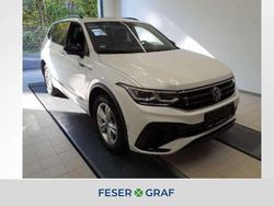 Oryxweiß perlmutteffekt Gebraucht 2024 VW Tiguan Allspace R-line SUV | 39.990 € (Fairer Preis)