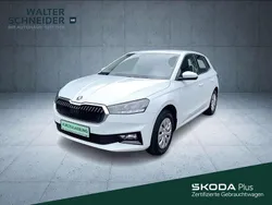 Moonweiss metallic Neu 2025 Skoda Fabia Essence Limousine | 18.490 € (Fairer Preis)