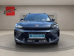 Magnetic grau metallic Gebraucht 2024 Cupra Formentor SUV | 42.900 €