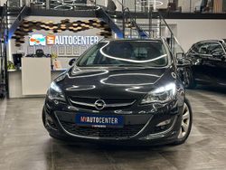 Schwarz Gebraucht 2014 Opel Astra Exklusiv Kombi | 5.999 € (Guter Preis)