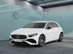 Weiß Gebraucht 2024 Mercedes A35 AMG AMG Limousine | 44.990 € (Fairer Preis)