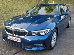 Phytonicblau metallic Gebraucht 2022 BMW 318 Advantage Kombi | 20.900 € (Guter Preis)