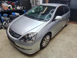 Silber Gebraucht 2003 Honda Civic Coupé | 2.490 € (Etwas zu teuer)