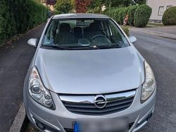 Silber Gebraucht 2006 Opel Corsa Limousine | 2.390 € (Fairer Preis)