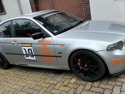 Silber Gebraucht 2003 BMW 325 M Sport Coupé | 9.999 € (Teuer)