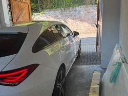 Weiß Gebraucht 2020 Mercedes CLA200 Kombi | 22.500 € (Guter Preis)