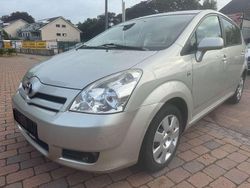 Grau Gebraucht 2007 Toyota Corolla Verso Luna Van / Kleinbus | 4.499 € (Fairer Preis)