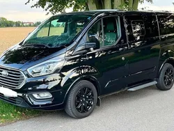 Schwarz Gebraucht 2020 Ford Tourneo Custom Titanium X Van / Kleinbus | 42.000 € (Fairer Preis)