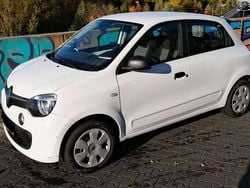 Weiß Gebraucht 2016 Renault Twingo Life Kleinwagen | 5.999 € (Guter Preis)