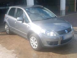 Grau Gebraucht 2009 Suzuki SX4 Limousine | 5.000 €