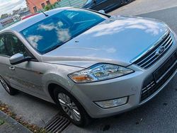 Silber Gebraucht 2008 Ford Mondeo Titanium Kombi | 3.980 € (Fairer Preis)