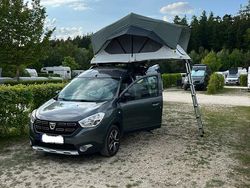 Grau Gebraucht 2018 Dacia Dokker Van | 10.600 € (Fairer Preis)