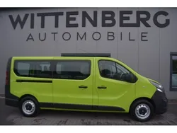 Grün Gebraucht 2015 Opel Vivaro Van | 19.900 €