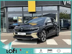 Schwarz Gebraucht 2023 Renault Mégane Iconic Limousine | 30.950 € (Fairer Preis)