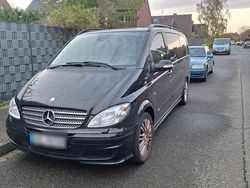 Schwarz Gebraucht 2008 Mercedes Viano Van / Kleinbus | 9.500 € (Fairer Preis)