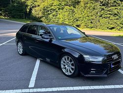 Schwarz Gebraucht 2012 Audi A4 Kombi | 11.600 € (Teuer)