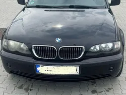 Schwarz Gebraucht 2005 BMW 318 Lifestyle Limousine | 3.300 € (Etwas zu teuer)