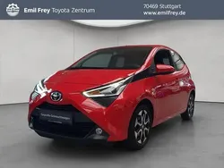 Pianoweiß Gebraucht 2021 Toyota Aygo Kleinwagen | 7.990 € (Superpreis)
