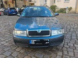 Grau Gebraucht 2004 Skoda Octavia Kombi | 1.590 € (Guter Preis)