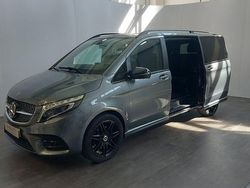 Grau Gebraucht 2022 Mercedes V300 AMG Van / Kleinbus | 56.900 € (Guter Preis)