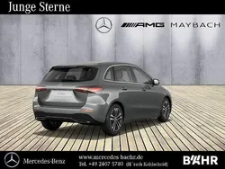 Gebraucht 2024 Mercedes B200 Van / Kleinbus | 32.850 € (Fairer Preis)