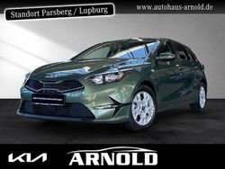 Grün (experiencegrün) Gebraucht 2024 Kia Ceed Comfort Limousine | 22.170 € (Superpreis)