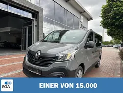 Grau Gebraucht 2019 Renault Trafic Expression Van | 24.180 €