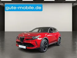 Rot Neu 2025 Alfa Romeo Junior Edizione Speciale SUV | 39.490 € (Fairer Preis)