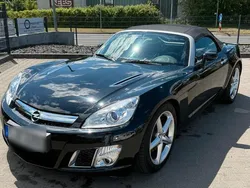 Schwarz Gebraucht 2010 Opel GT Cabrio | 18.250 € (Etwas zu teuer)