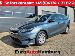 Yucca stahlgrau metallic Neu 2025 Kia Ceed Sportswagon Vision Kombi | 24.590 € (Fairer Preis)