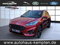 Lucidrot (metallic) Gebraucht 2022 Ford Kuga ST-Line SUV | 23.850 € (Fairer Preis)