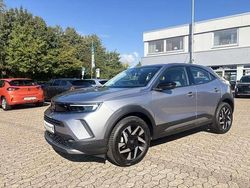 Quarz silber Gebraucht 2024 Opel Mokka Elegance SUV | 18.480 € (Superpreis)
