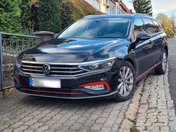 Schwarz Gebraucht 2020 VW Passat Elegance Kombi | 18.400 € (Fairer Preis)