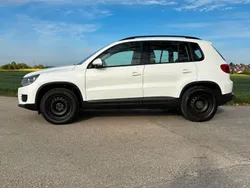 Weiß Gebraucht 2011 VW Tiguan Trendline SUV | 9.999 € (Etwas zu teuer)