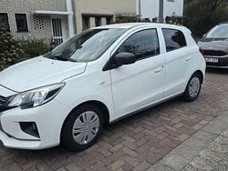 Weiß Gebraucht 2021 Mitsubishi Space Star Kleinwagen | 6.500 € (Superpreis)