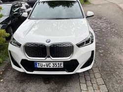 Gebraucht 2025 BMW iX1 SUV | 53.900 € (Teuer)