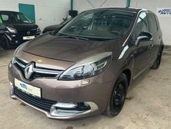 Braun Gebraucht 2015 Renault Scénic III Bose Edition Van / Kleinbus | 4.980 € (Fairer Preis)