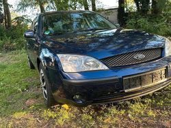 Blau Gebraucht 2002 Ford Mondeo Limousine | 1.299 € (Guter Preis)